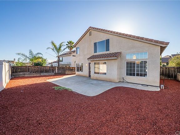 4th image of 15665 Versailles Ct