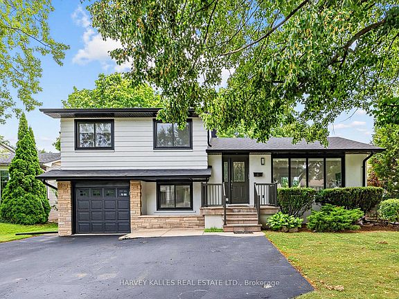 3rd image of 1228 Pallatine Dr