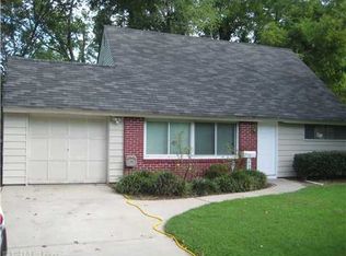 1730 Meadow Lake Dr, Norfolk, VA 23518