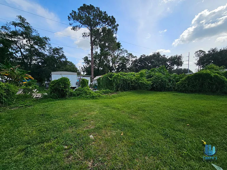 2431 Cannon St — Photo 16