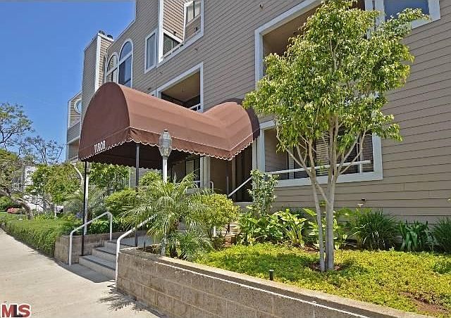 1st image of 11808 Dorothy St APT 306