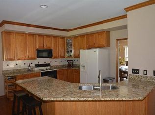 1315 Bedfordshire Dr, Loveland, OH 45140