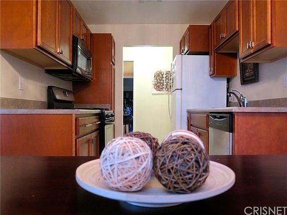 5th image of 13880 Sayre St Unit 47