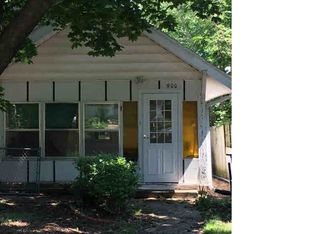 900 S Cornelia St, Sioux City, IA 51106