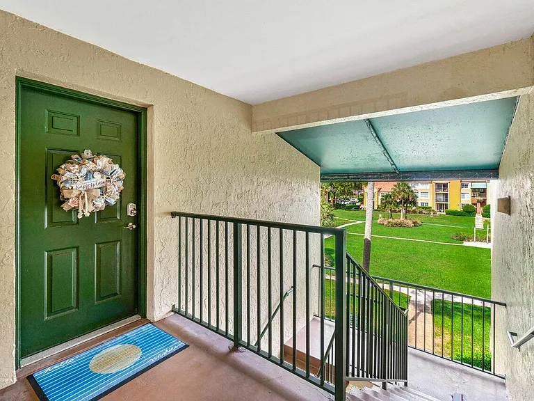 157 Yacht Club Way — Photo 2