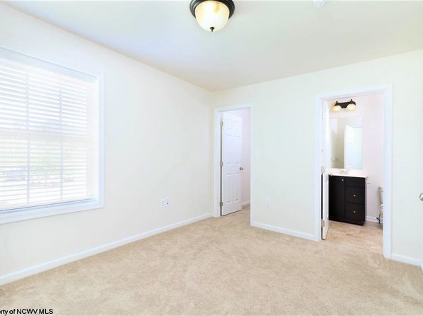 40 Barrington Ct SUITE 116, Bridgeport, WV 26330