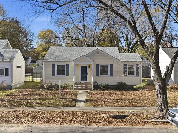 912 Forest View Dr, Richmond, VA 23225