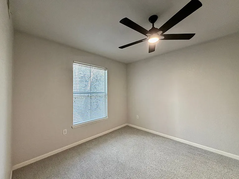8539 Gate Pkwy W #1724 — Photo 19