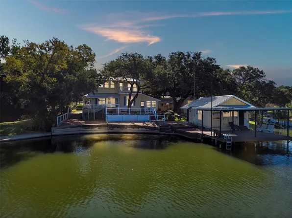 3814 Pawnee Ct, Granbury, TX 76048