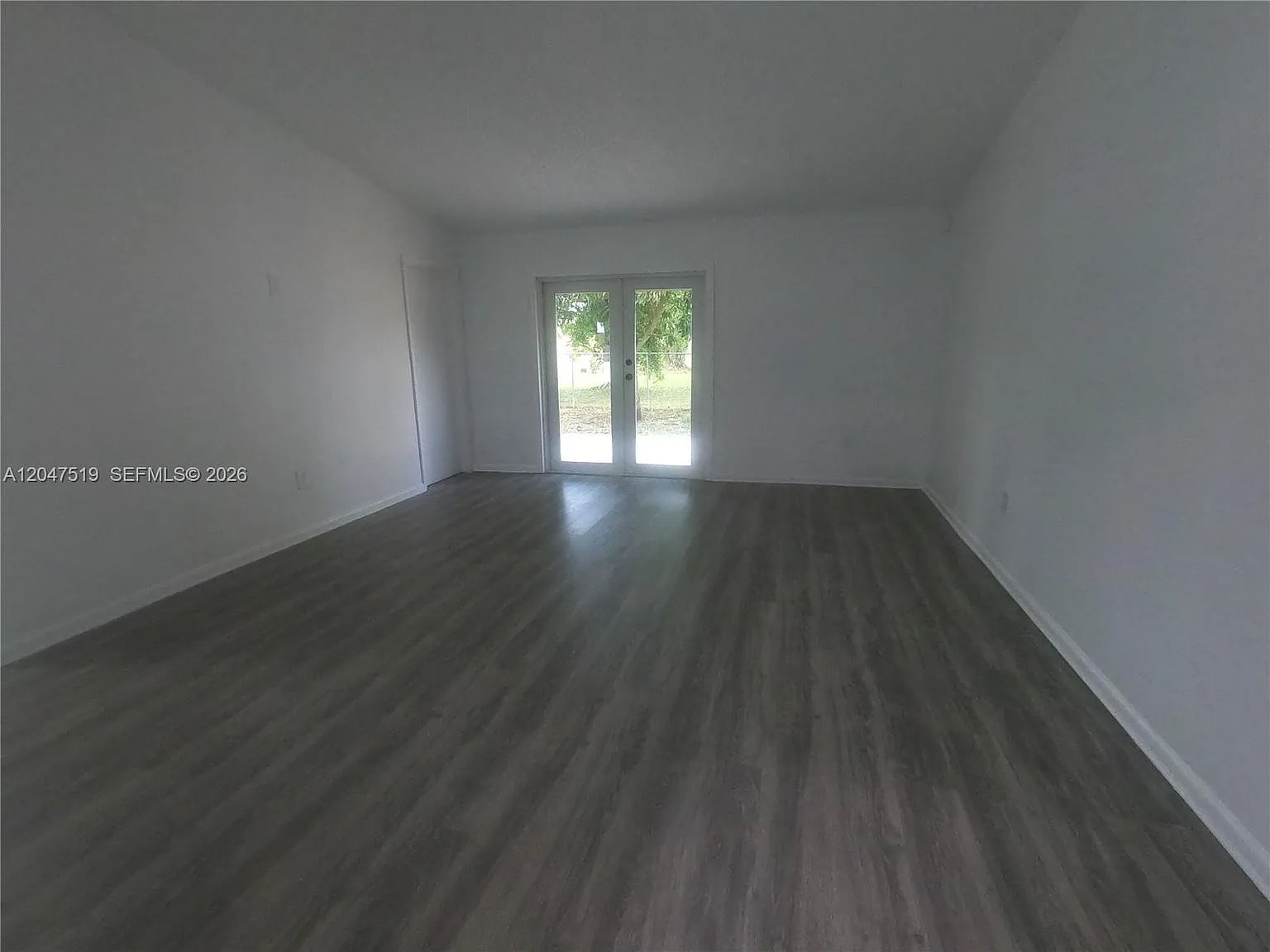 Leslie Estates Sec Five — Photo 4