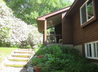 65 Bay Rd, East Hampton, CT 06424