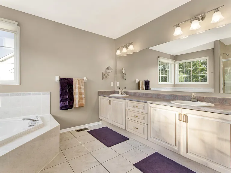 53 Mattawa Cres #1 — Photo 27