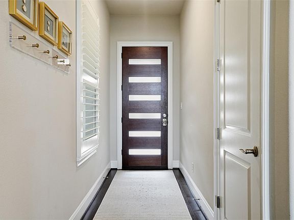 2nd image of 3722 Somerset York Ln