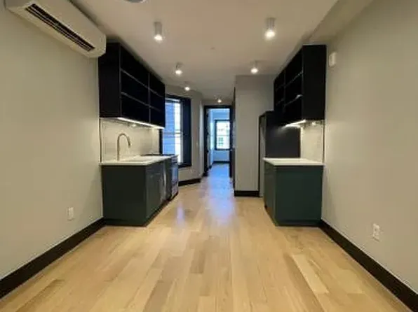 41 Van Wagenen Ave, Jersey City, NJ