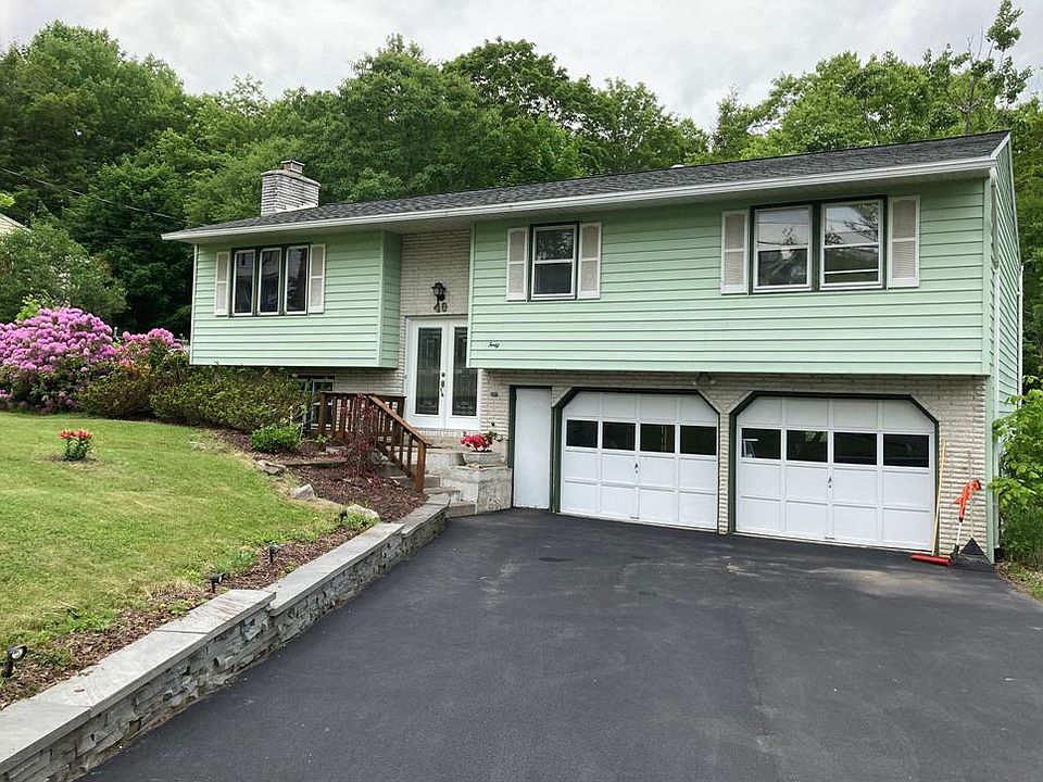 1st image of 40 Elmwood Dr
