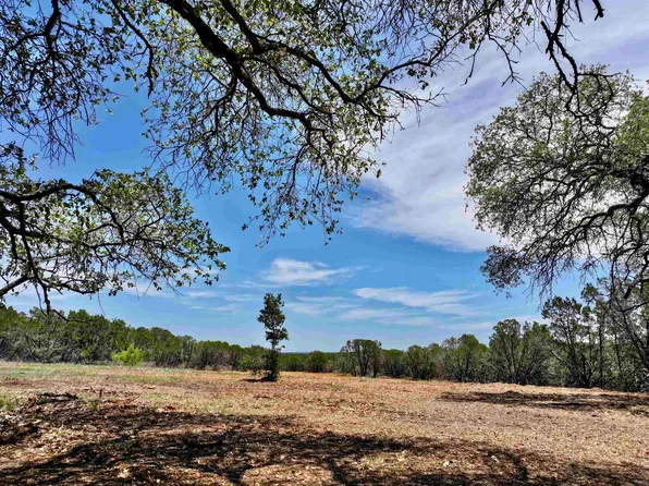 285 Donnie Drive, Lampasas, TX 76550