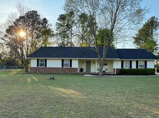 296 Forest Hills Dr, Douglas, GA 31535