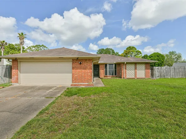 15723 Firthridge Ct, Webster, TX 77598