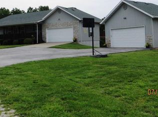 216 Garner Dr, Ozark, MO 65721