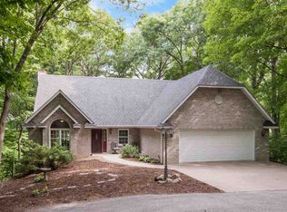 3672 Danielle Ct NE, North Liberty, IA 52317