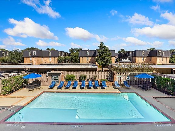 5th image of 2400 N Braeswood Blvd APT 106