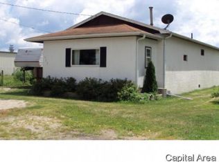 115 Main St, New Windsor, IL 61465