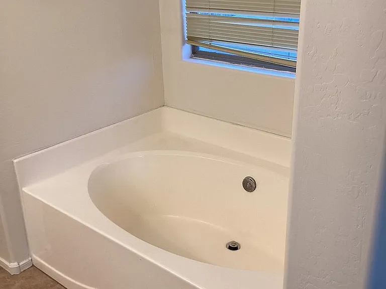 6631 S 18th Ln — Photo 20