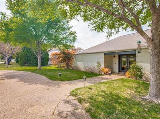 6931 Meadow Rd, Dallas, TX 75230