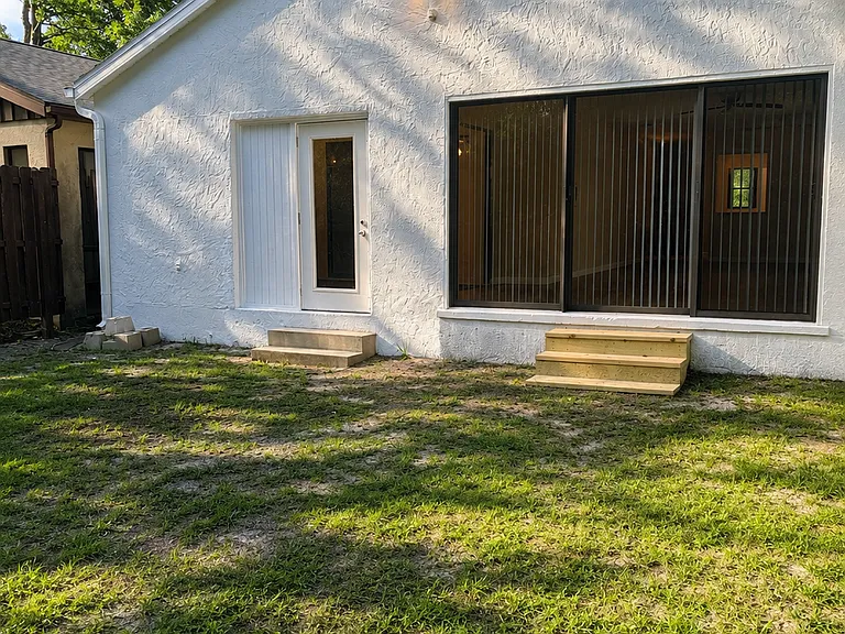 5 Jamaica St — Photo 9