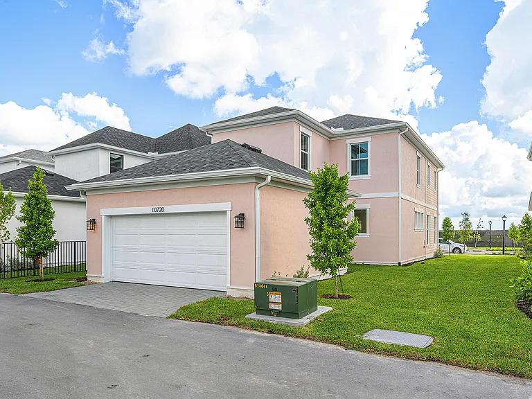10720 SW Pioneer Pkwy — Photo 21