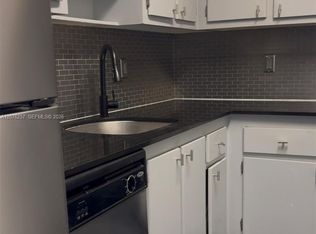 1300 NE Miami Gardens Dr APT 803E, Miami, FL 33179