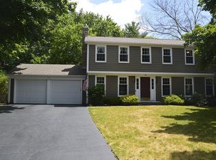 18 Misty Pine Rd, Fairport, NY 14450