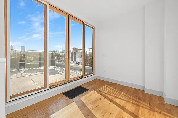 Rented by TorsX Inc | media 26