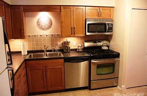 5th image of 9010 Portage Pointe Dr APT E