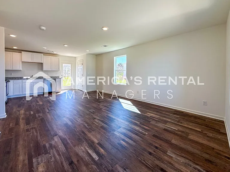 14332 Firefly Ln — Photo 6