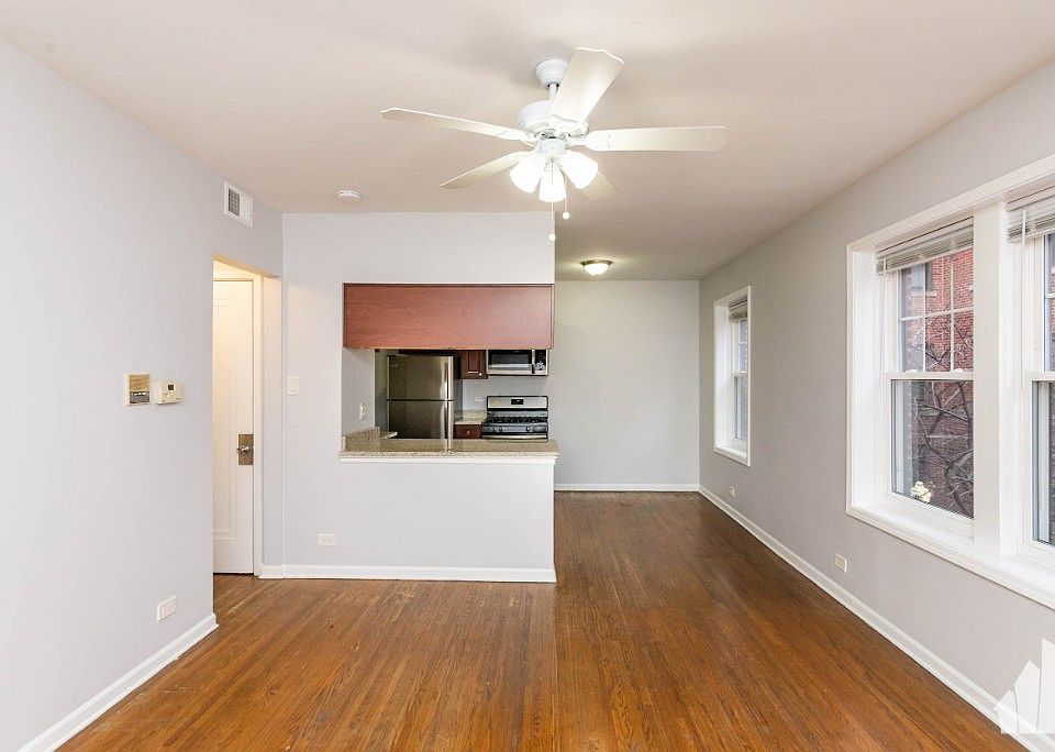 1st image of 3712 N Sheffield Ave #4B