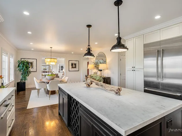 325 Moncada Way — Photo 16