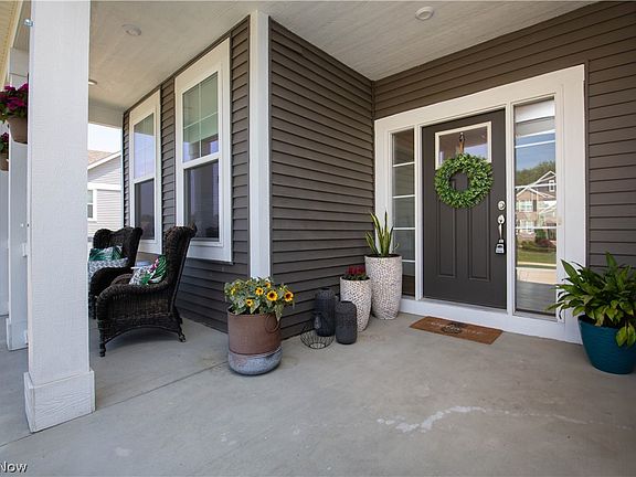 3rd image of 636 Beljon Ln