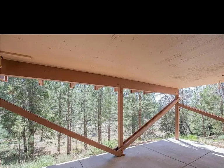 Mendocino Dr — Photo 26