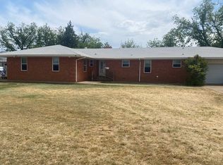 1200 8th St, Rule, TX 79547