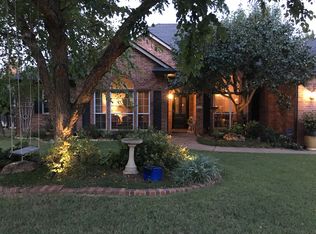 2524 Redvine Rd, Edmond, OK 73034