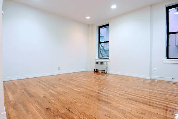 Rented by GPA Realty | media 32