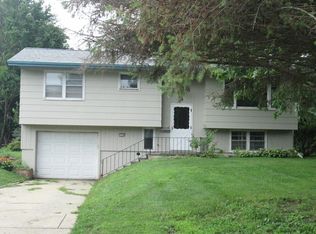 1536 SE Linn St, Boone, IA 50036