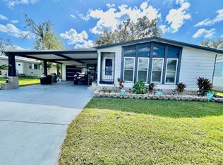 2 Country Meadows Blvd, Plant City, FL 33565