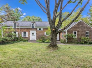 7690 Jewett Holmwood Rd, Orchard Park, NY 14127