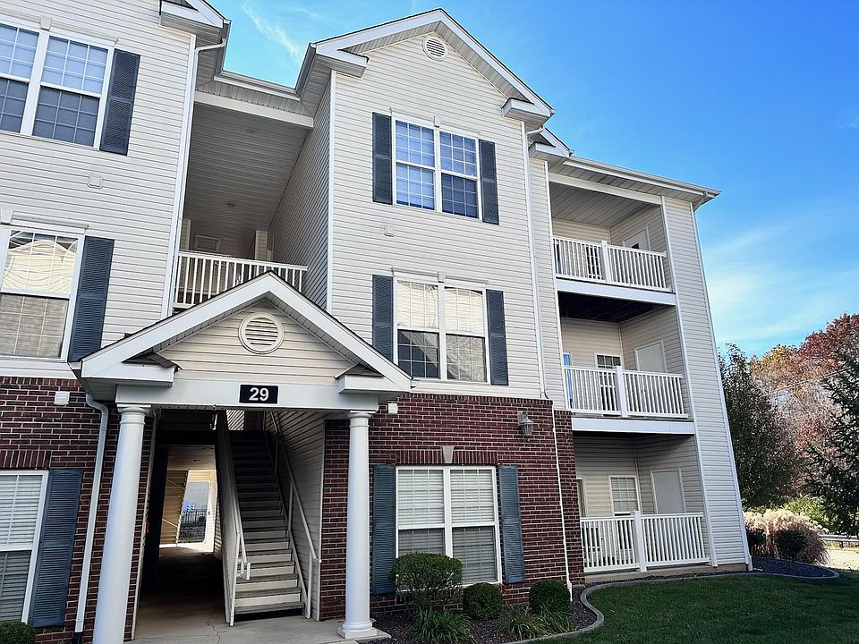 1st image of 29 Kassebaum Ln APT 206