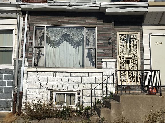 3rd image of 1317 E Carey St