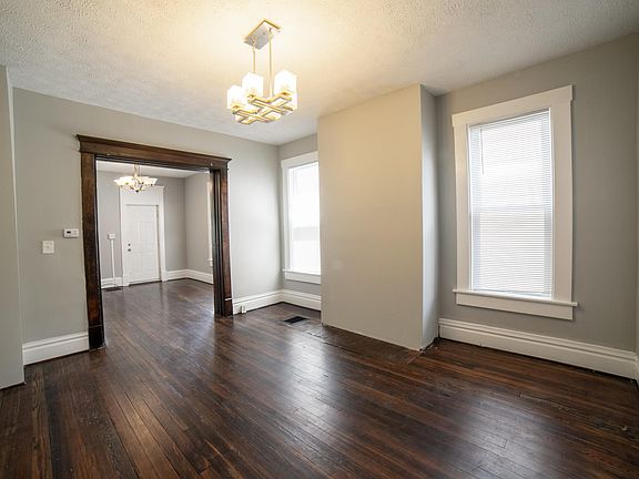 3rd image of 179 N Monroe Ave #179