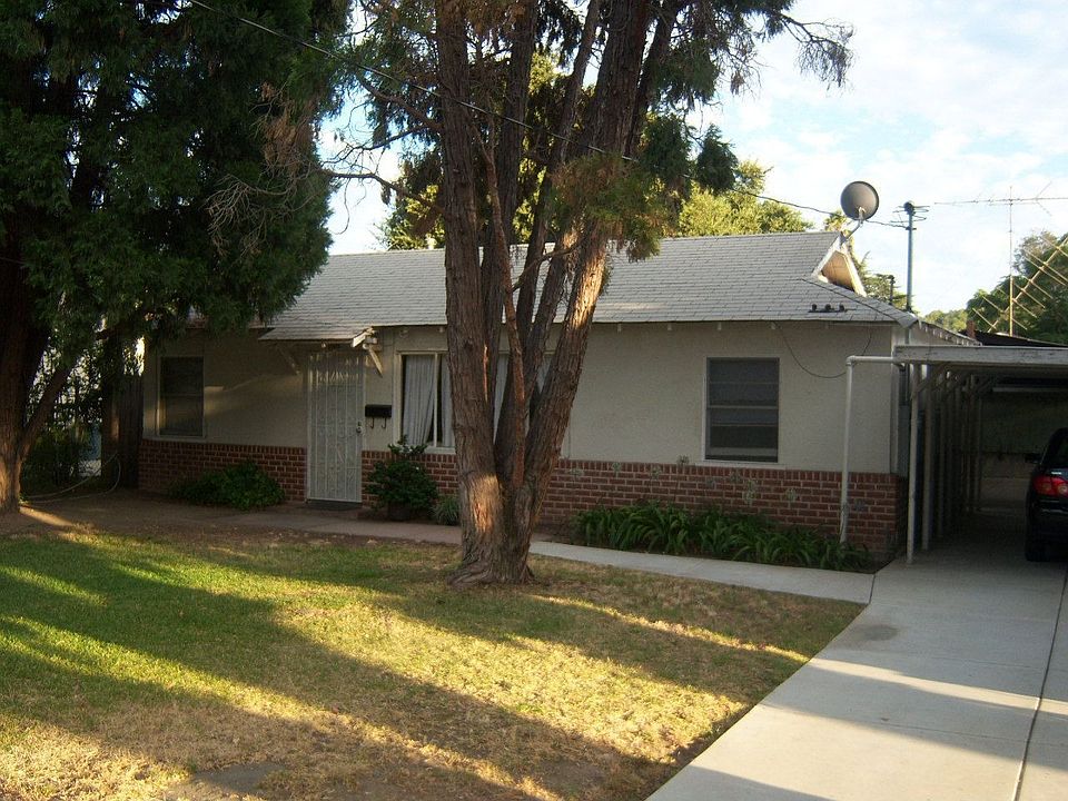 1st image of 602 E Lemon Ave
