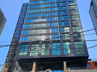 327 King St W #1806, Toronto, ON M5V 1J5